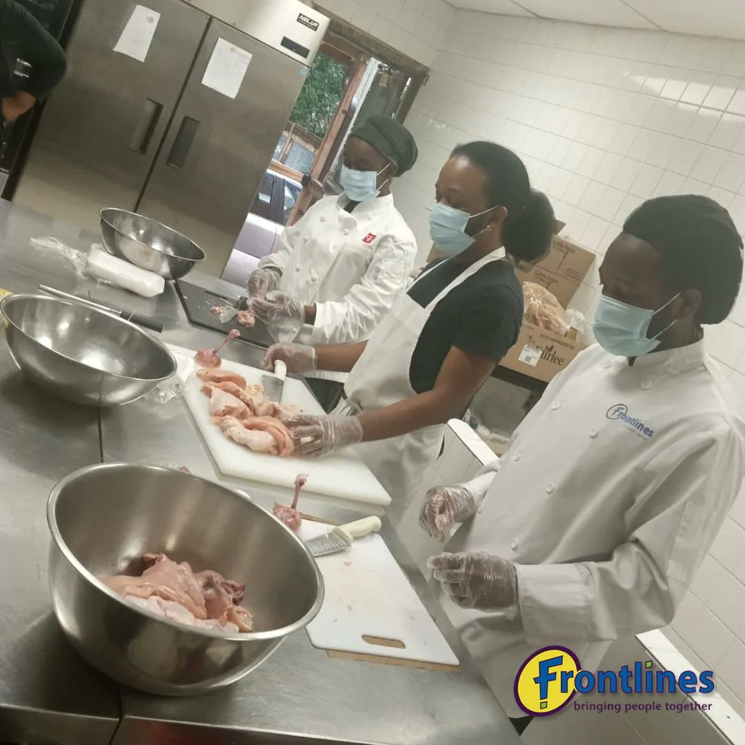 frontlinesto's tweet image. Yesterday participants from On The Frontlines Of Crisis had their first culinary class and kitchen lesson. We had one of our Frontlines Chef teach the participants how to debone chicken and turn them into lollipop chicken drumsticks.
#torontoculinary #torontocook #torontochef