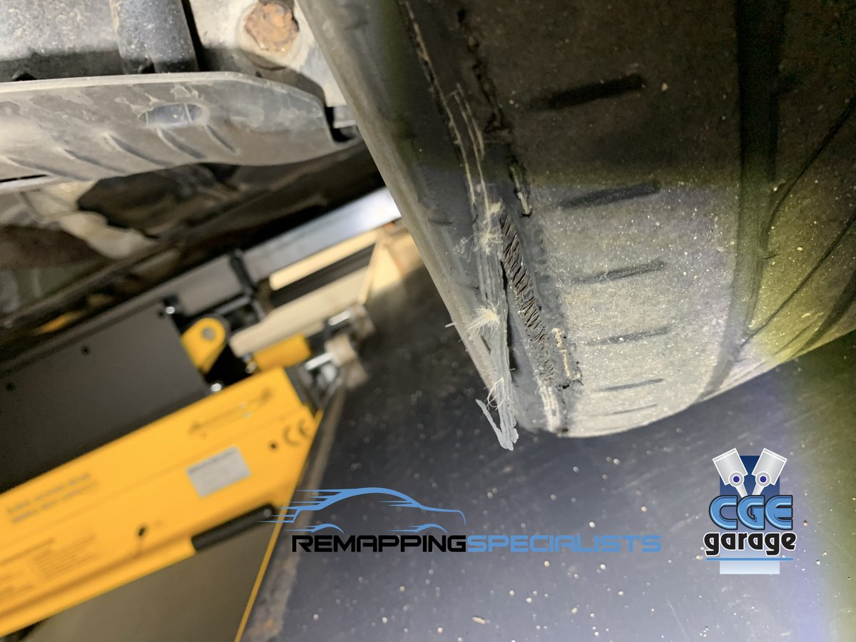 CgeGarageDyce's tweet photo. Don't let your tyres be like this, get your FREE tyre check today @CgeGarageDyce 01224772329
#tyre #tyresafe #newtyre #cartyre #vantyre #carservice #vanservice #car #mot #dyce #carrepair https://t.co/n2FIZPuWf0