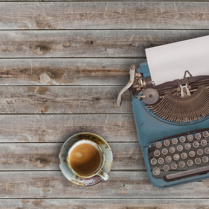 idesportrait's tweet photo. Grab a cup of coffee.
.
And write with me.
.
#bluevintagetypewriters #vintagetyepwriters #adobestockimages
.
Photo credit: Adobe Stock Images https://t.co/ZbMaxGD6nG