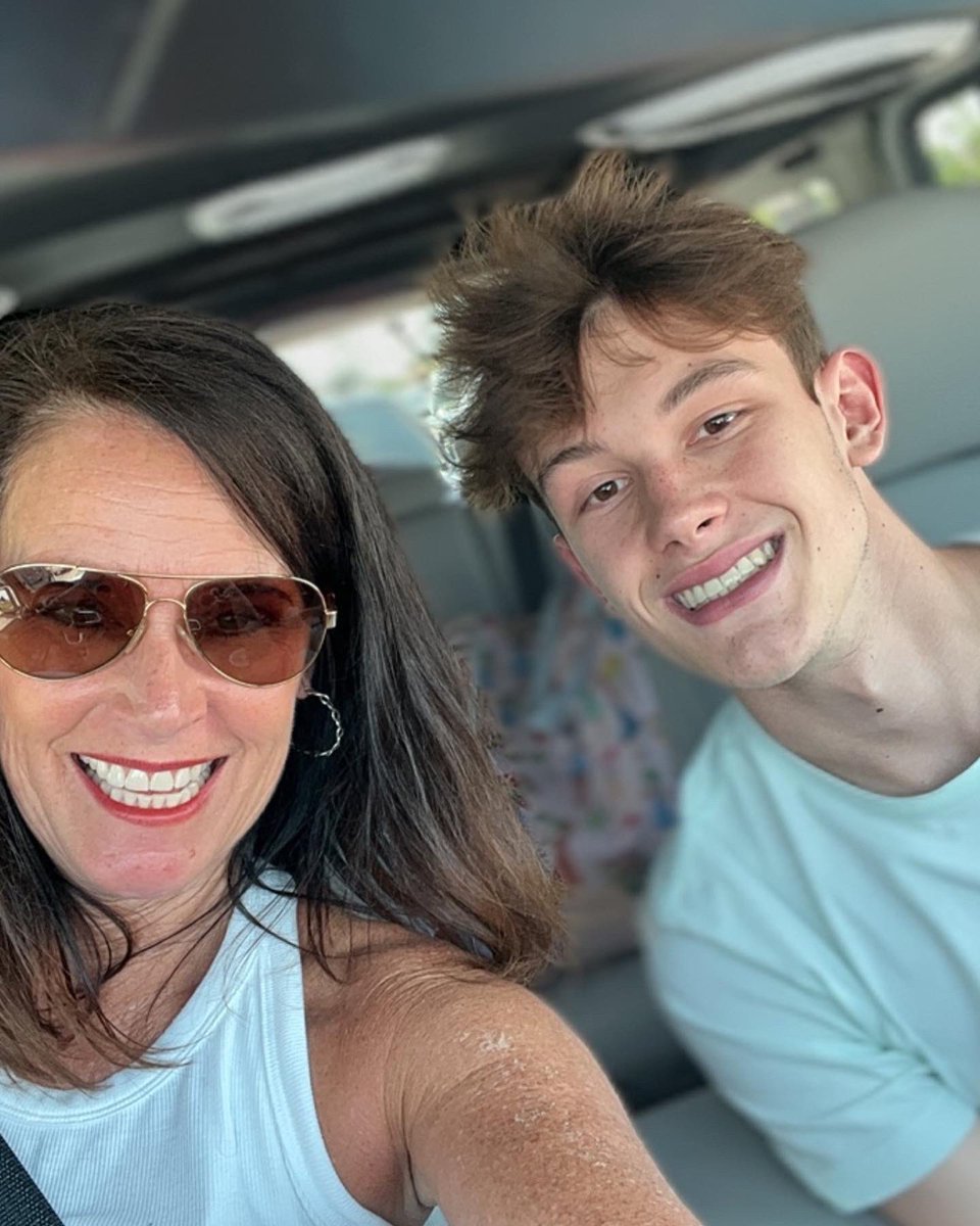 eldorarogers's tweet photo. Prayers for our youngest son Chase. He is in surgery with (2) aneurysm and blockage in his right leg. Praying this surgery goes well. https://t.co/N9LdUQAiDM
