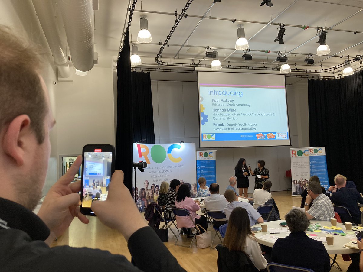 PhilAGleave's tweet photo. Deputy Youth Mayor of Salford and Oasis Academy student Paaniz - passionate about making a difference @oasismediacity @jillLCDuff @SteveChalke @GMP @salford_mayor @sueguides
@salfordfireteam @tomstannard
@gmpsalford @debrajgreen @mediacityhub  #ROCOasis https://t.co/Ez4uCvwfZL