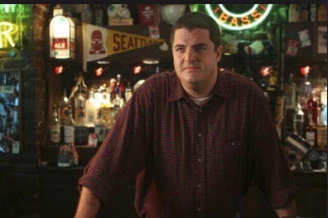 𝚓𝚘𝚎 𝚝𝚑𝚎 𝚋𝚊𝚛𝚝𝚎𝚗𝚍𝚎𝚛

𝕁𝕠𝕖 𝕜𝕟𝕠𝕨𝕤 𝕓𝕖𝕤𝕥!

Owner of Emerald City Bar in Seattle - Gay - Single Ship w/ chem - 18+ rp MDNI