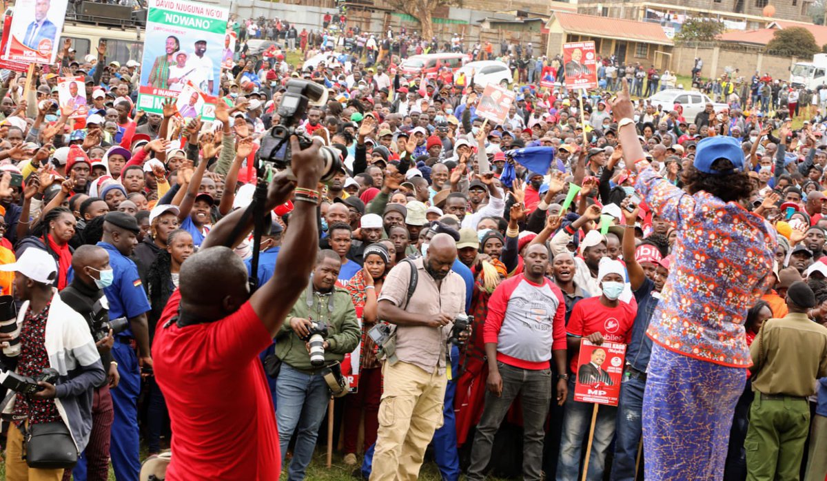 mamangilu's tweet photo. Baba na Martha. Githunguri stadium Kiambu County. @RailaOdinga @MarthaKarua. Nimurajiwa? INAWEZEKANA. https://t.co/mFhFGyU4Cb