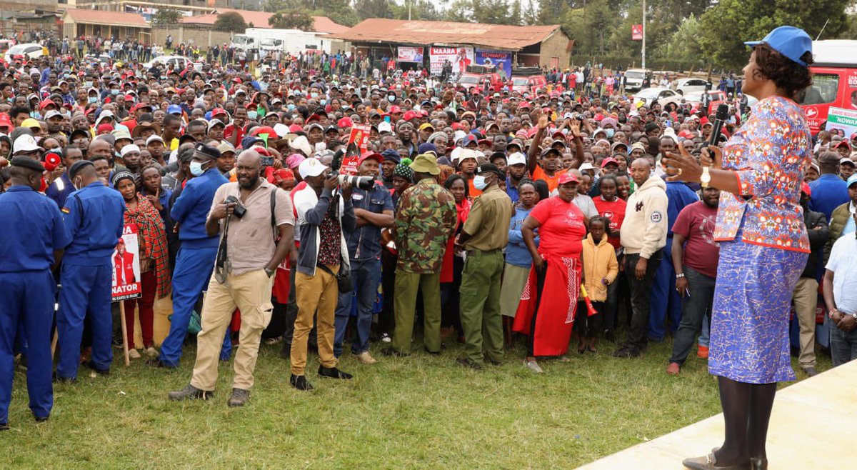 mamangilu's tweet photo. Baba na Martha. Githunguri stadium Kiambu County. @RailaOdinga @MarthaKarua. Nimurajiwa? INAWEZEKANA. https://t.co/mFhFGyU4Cb