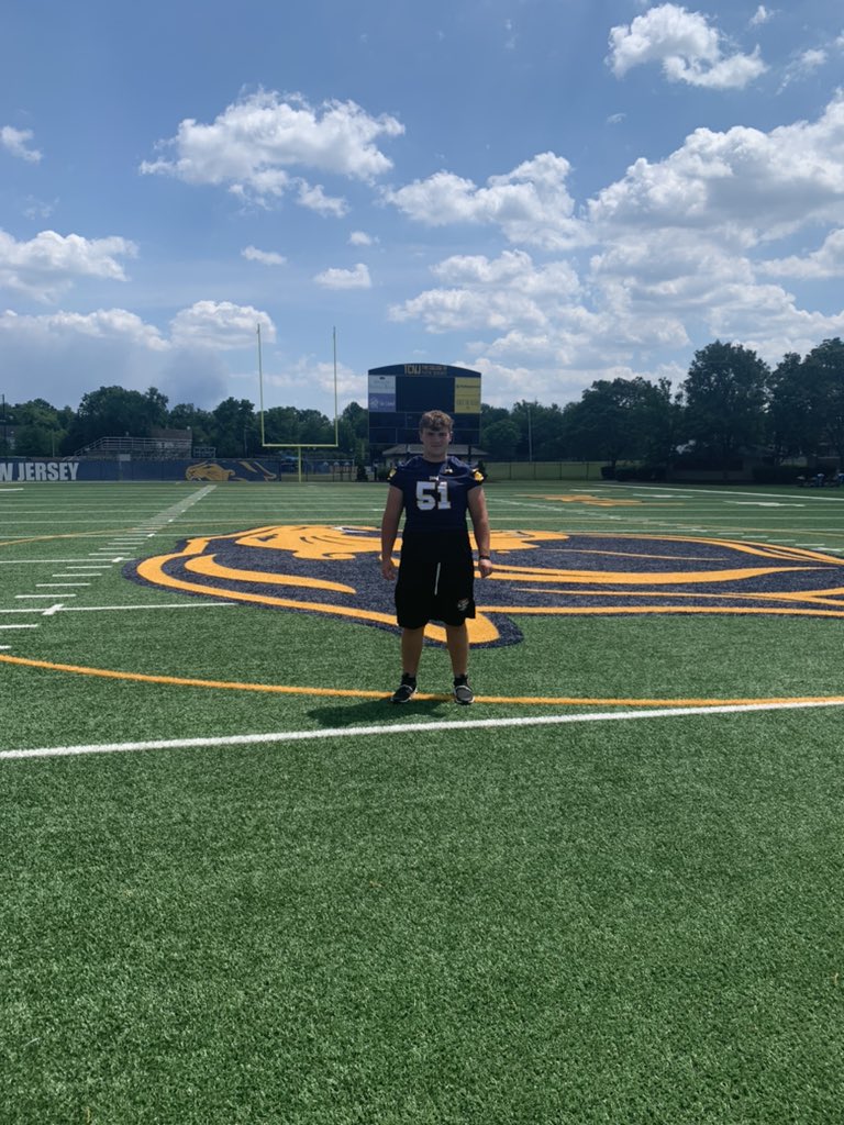 Had a great time at TCNJ last Thursday. Big thanks to <a href="/CJendryaszek/">Coach Jendryaszek</a> for showing me around campus!! <a href="/TCNJfootball/">TCNJ Football</a>