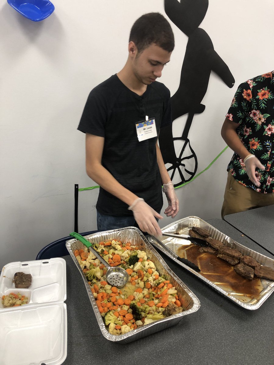 Jamie Arnett tweet media