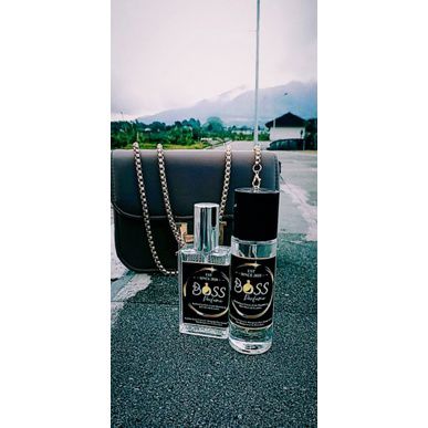 SetiyokoAdie's tweet photo. Saya menjual Boss Parfume. seharga Rp. Dapatkan di Shopee sekarang! https://t.co/LM9EbHP7UX #ShopeeID https://t.co/yPjy7NE2EQ