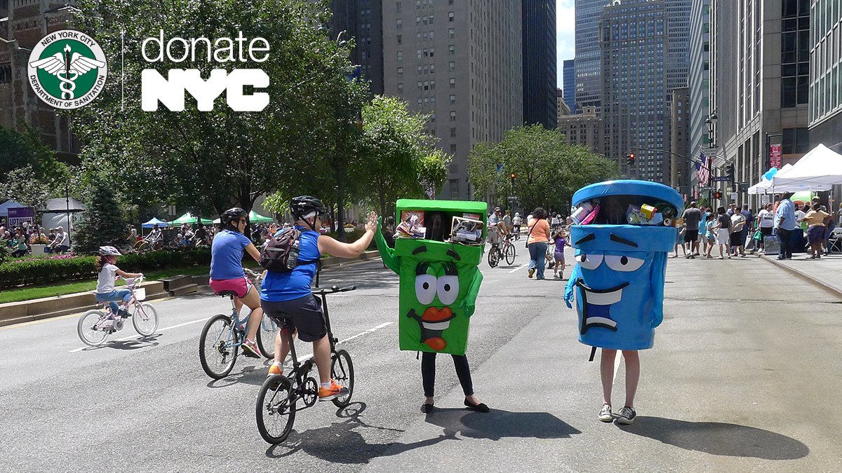 Summer is officially here, which means lots of fun in the sun! Going to the beach or taking a road trip can be exciting, but at donateNYC, we think staying local can be just as fulfilling. Here are four warm weather activities to do around NYC this summer: on.nyc.gov/Summer22