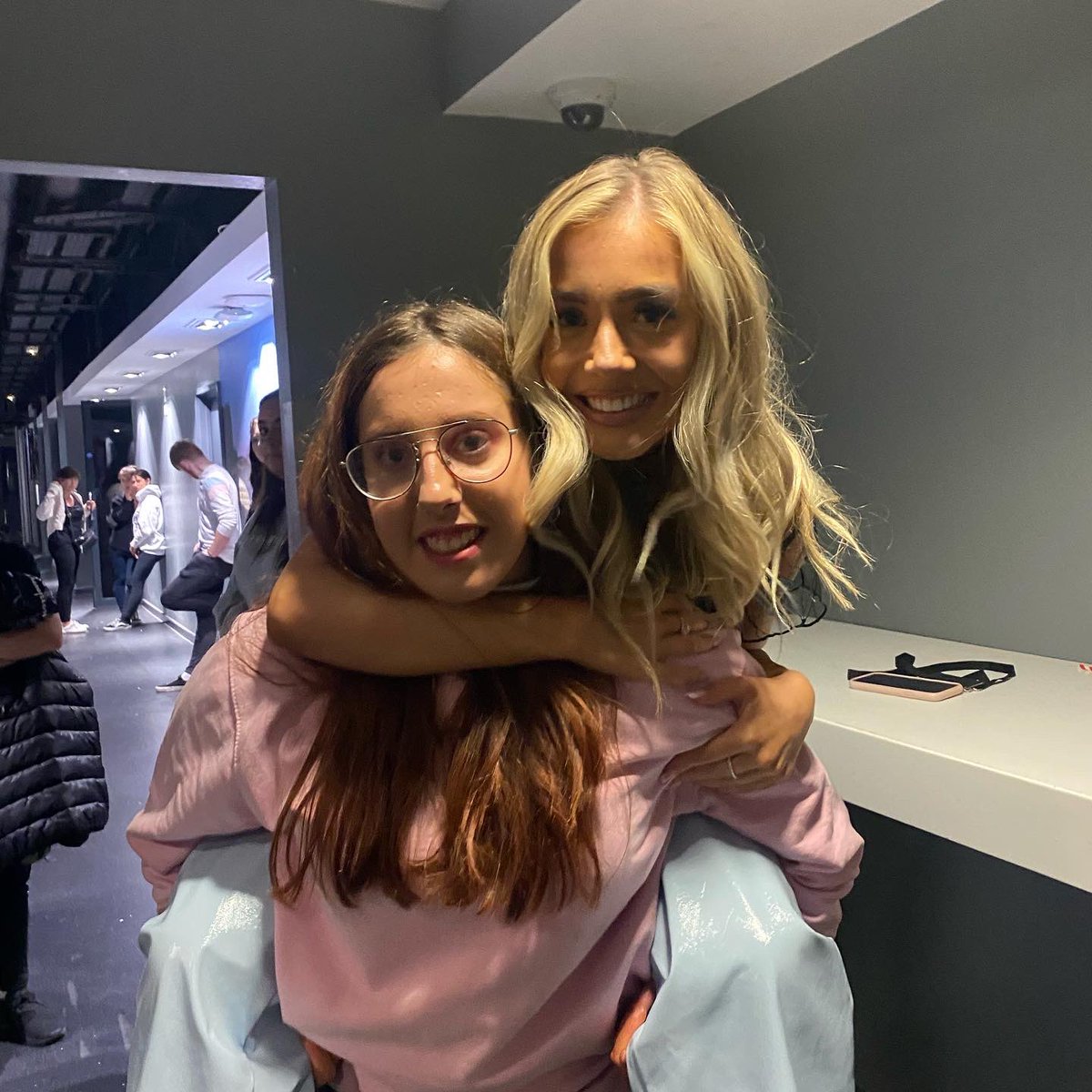 katerainee_x's tweet photo. Can’t wait to reunite with my girl @samharveyuk 🥹 https://t.co/i5vKnazSSv