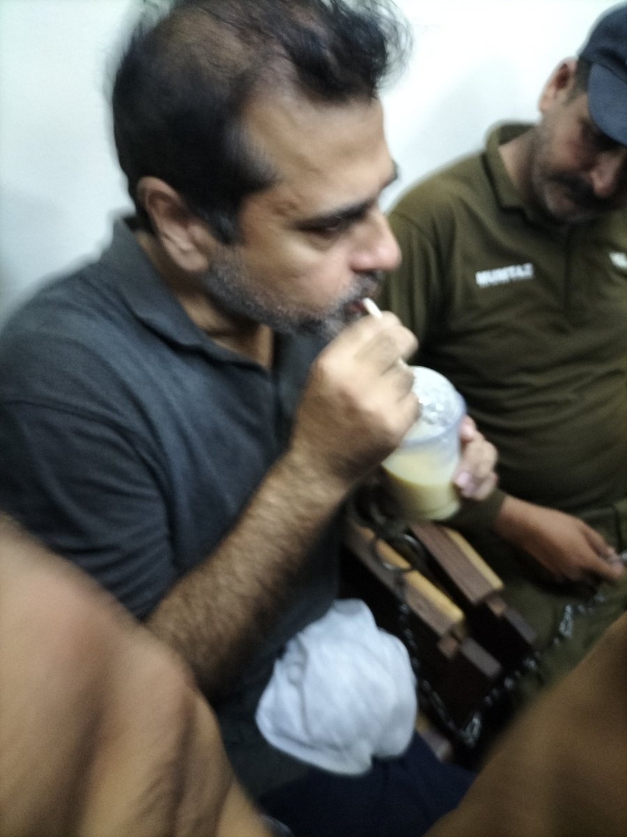 Picture from court room
#میں_بھی_عمران_ریاض_ہوں