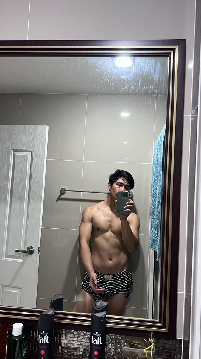 tarpatana's tweet photo. เสียเหงื่อกันหน่อย https://t.co/dPjVphIsfl