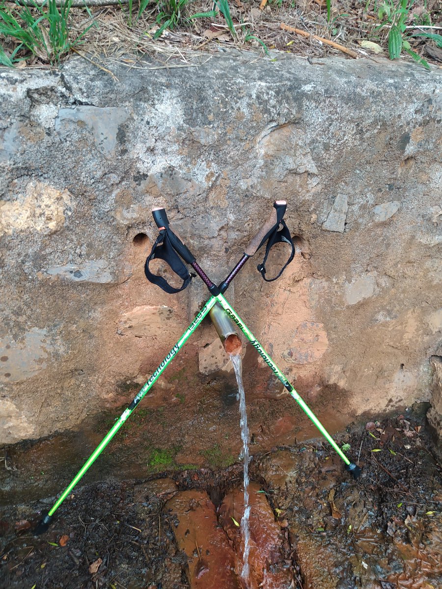 GKoitz's tweet photo. #Nordicwalking. #Iparmartxa. #Marchanórdica. #Santuru. #Ilunabarra. https://t.co/m7Pfubsskh