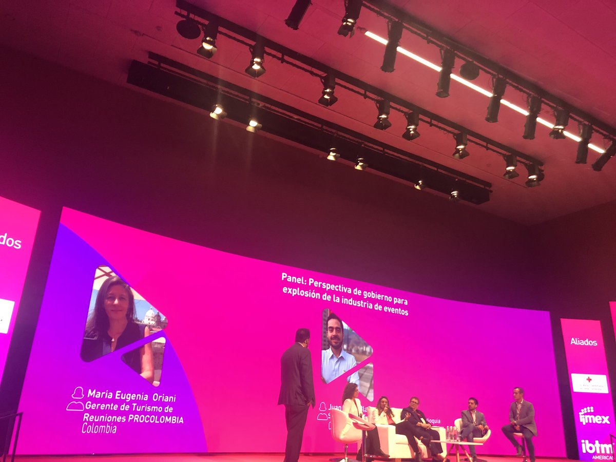 echaillo's tweet photo. “No es un asunto de dinero, sino un tema de estrategia, legislación facilitación e incentivos” @sbarrientosb en panel (conducido magistralmente por @david________) respecto a perspectiva de Gobierno y relación con la industria de reuniones #ExperienciaCocal38 #EventLabCocal2022 https://t.co/3hv24kV27v