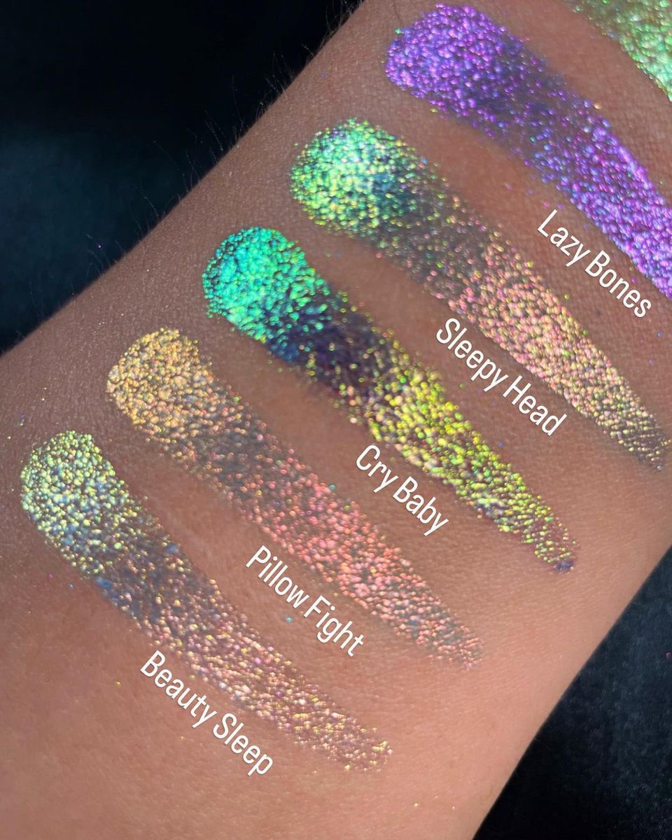 karlacosmetics's tweet photo. Which one would you wear? 💗⭐️🍀🫐💧🦋❄️☁️ 

✨📸 @w___masha https://t.co/RSvrtxfWdq