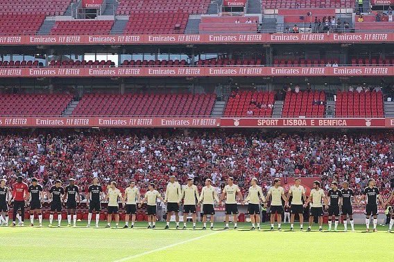 Javi García (@javigarcia06) on Twitter photo Primeiro treino da época no nosso estádio…que sensação…!!!❤️ Continuamos trabalhando!💪🏻🦅 <a href="/SLBenfica/">SL Benfica</a> Primeiro treino da época no nosso estádio…que sensação…!!!❤️ Continuamos trabalhando!💪🏻🦅 <a href="/SLBenfica/">SL Benfica</a>