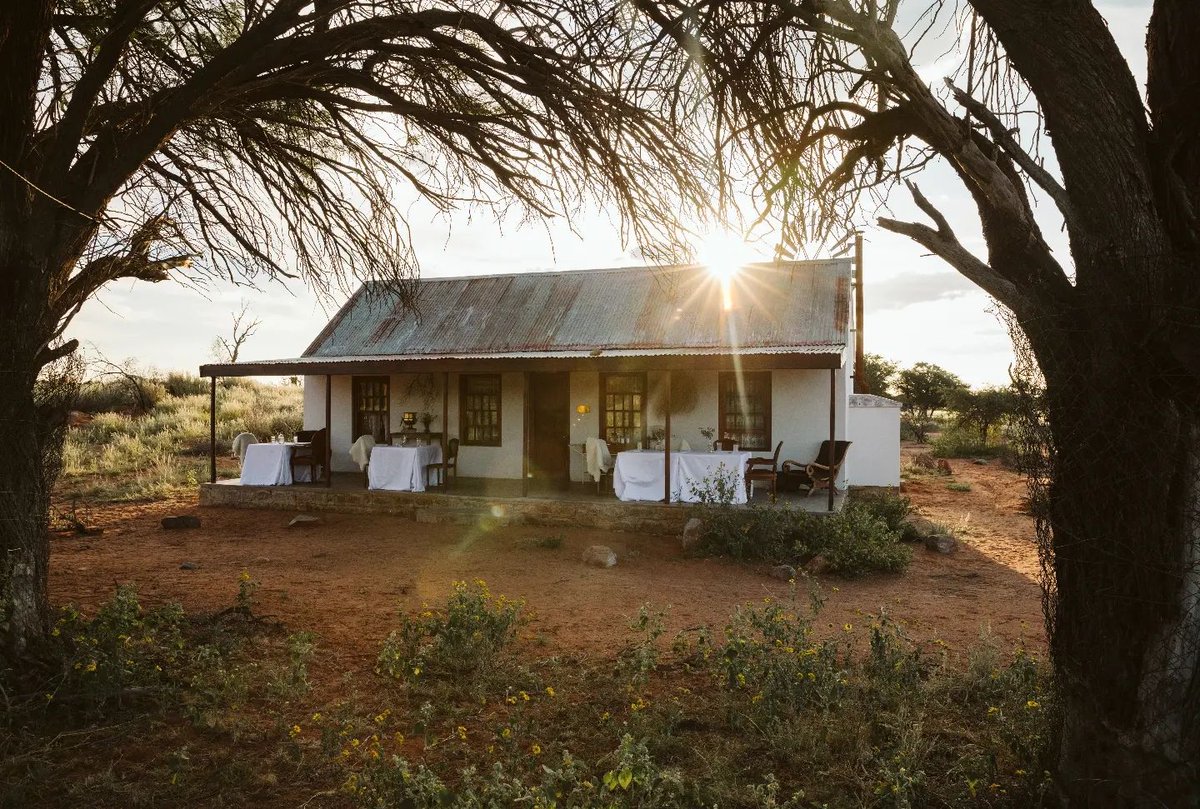 Tswalu's tweet photo. Bringing @JanHendrikvdWes vision to life at Restaurant Klein JAN is head chef, Etienne Wessels. Read our Q&A with him: https://t.co/mXyJ37bo0h #headchef #kleinjan #restaurants #privatedining #janhendrikvanderwesthuizen #farmtotable https://t.co/5r9lTnzfVb