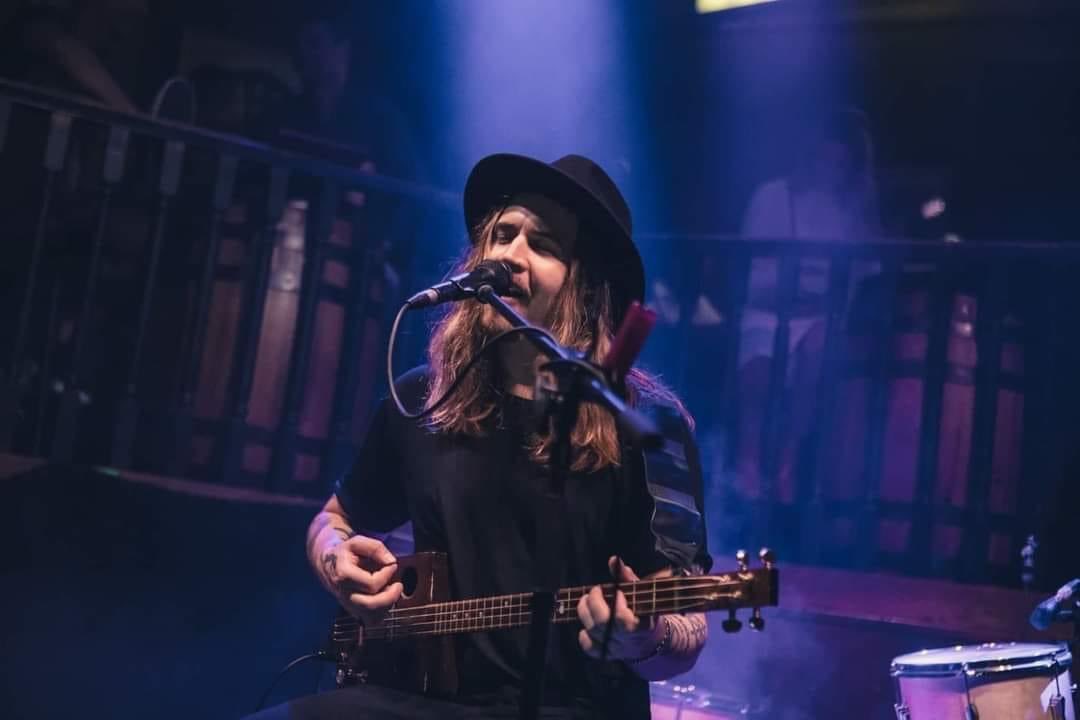 TheABRecords's tweet photo. “I recorded a lot of the songs for The Ghosts Of on the same day they were written … It sounds more vulnerable and human doing it that way, which really suited the emotional content of the record.”
@LRMarshOfficial coming to #AB69 soon!
Listen:
https://t.co/as8F1xXbm7 https://t.co/s2zauD2giU