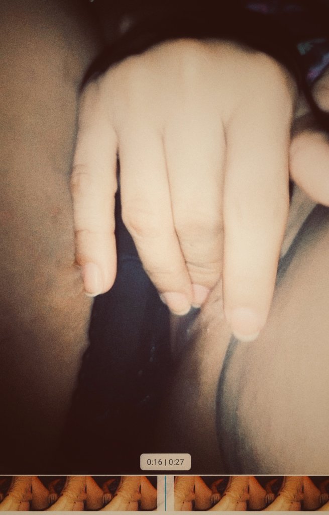 KimJim69's tweet photo. Recuerden bebes que al seguidor 300 le regalaré un video exclusivo y subiré un video explícito para que todos lo disfruten y el seguidor número 500 tendrá una gran sorpresa 🔥😈👢#NudesGratis #chichispalabanda #creadordecontenido #pornogratis #SiguemeYTeSigo #onlyfans https://t.co/qnujB5nlS8