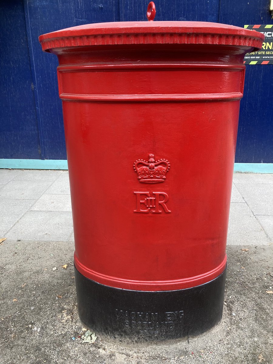 lbsg1976's tweet photo. The #LeeValleyVeloPark in London hosts the track cycling for the #CommonwealthGames2022. Its nearest #postboxes are these Type C pillars installed in 2013, just after the end of the Olympic Games when this area stopped housing athletes and became a residential area. https://t.co/Of4txcKksh