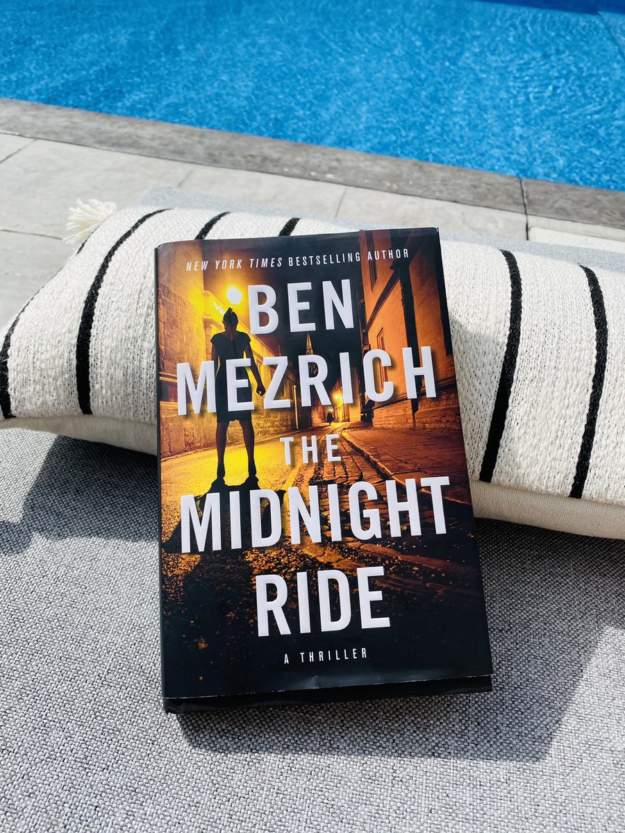 Fortunate to meet <a href="/benmezrich/">Ben Mezrich</a> at Paul Revere’s house and snag this autographed copy! Loving the story, realizing the importance of where met, and discovering I’m a big fan of Mezich’s work! Wish I made the 21 and Billions connection sooner. I need a redo of this meet and greet!