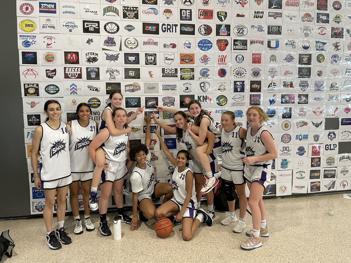 CYAShock2025's tweet photo. Fun time at the @TFNsRun4Roses https://t.co/bFb8SUY8ZH