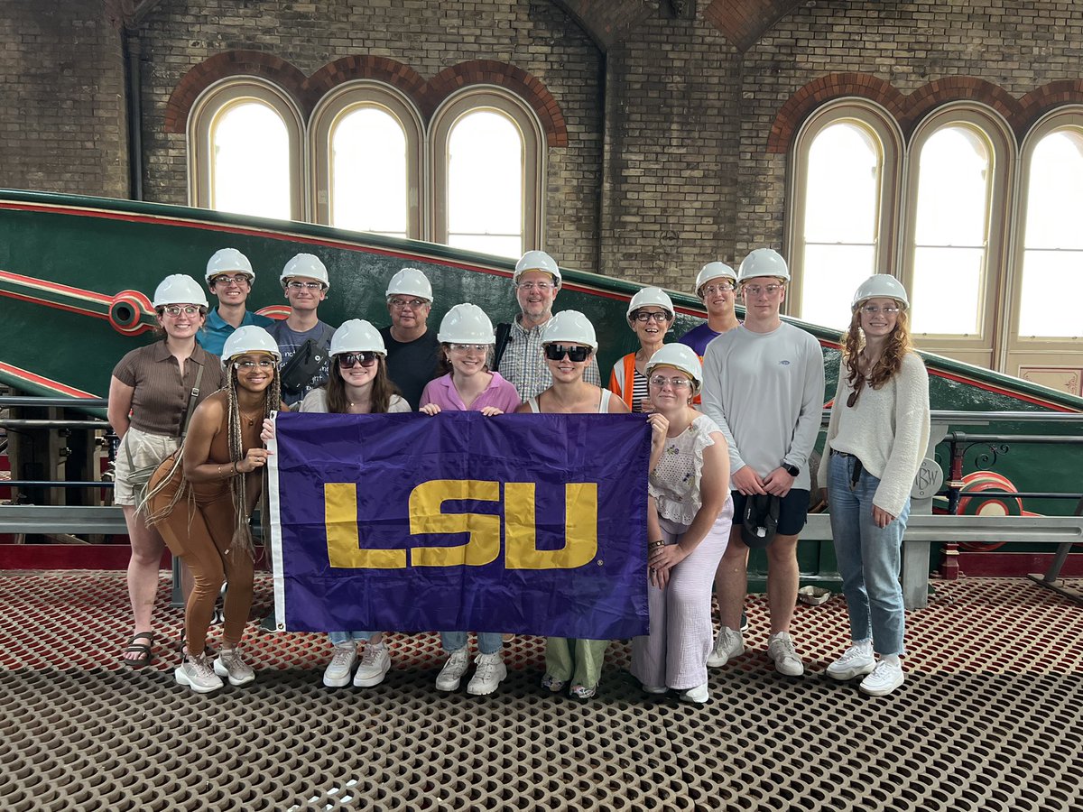 clintwillson's tweet image. Afternoon spent w/ @LSU @LSUEngineering @LSU_CEE &amp;amp; @jpardue03  @CrossnessET - always amazed at this mid-19th century facility! #LSUCEEStudyAbroad22