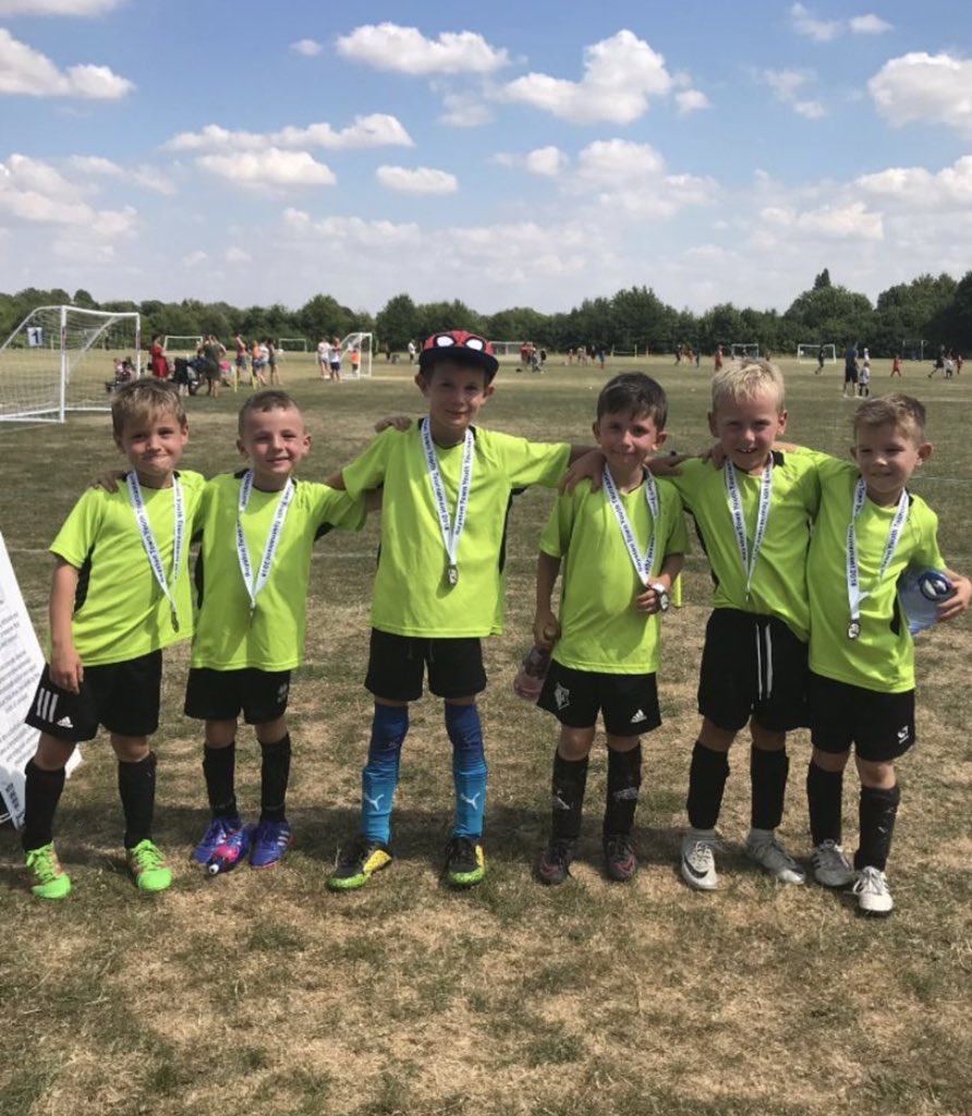 2018 - This <a href="/SbjU7/">WGC Thunders u14s JPL</a> 🐍 team went unbeaten in a non-competitive tournament. ⏩2022 &amp; 5 out of 6 in this photo made it to the final 2weeks of <a href="/StevenagePS/">Stevenage District</a> trials with 3 making the final squad! A lot of hard work by Chris &amp; Grant and the rest of <a href="/SBJFC1/">Stevenage Boro Juniors FC</a>  has paid off 👏🏼👏🏼👏🏼 <a href="/msf_ltd/">MSF Services Ltd</a>