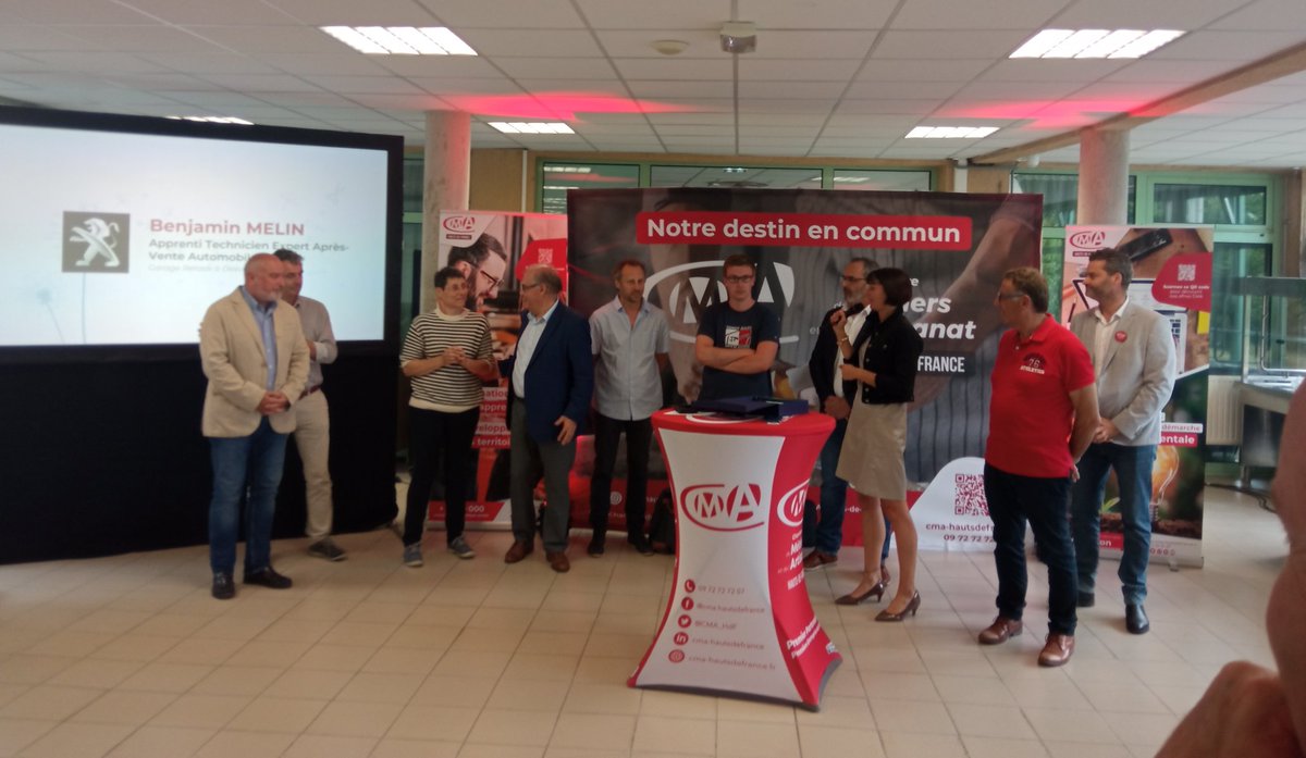 Le développement de #compétences  enjeu de développement économique des territoires, l'#artisanat un enjeu   d'attractivité.
👉Echanges riches autour de ces sujets ce soir lors des voeux d'été à St Martin Boulogne <a href="/CMA_HdF/">CMA Hauts-de-France</a>