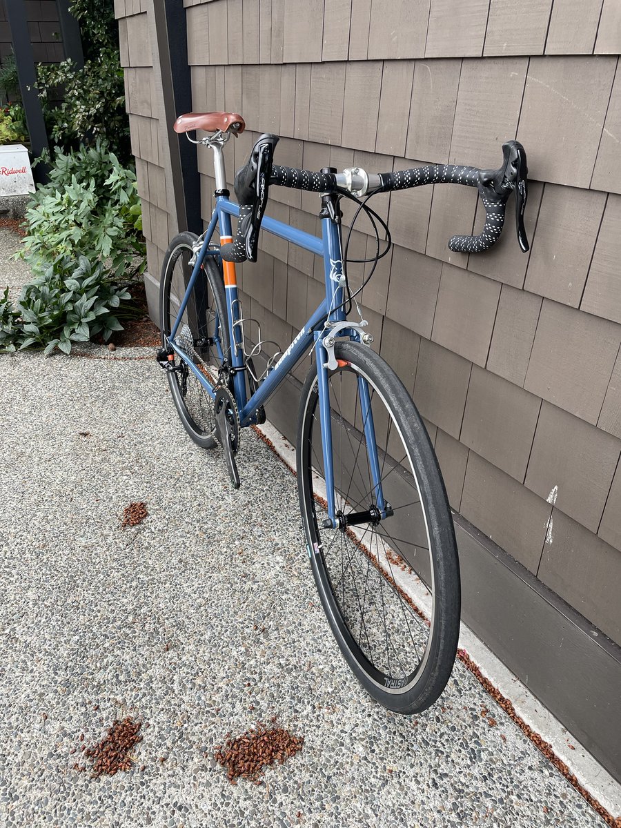 Just wanted to take a moment to say how thrilled I am to finally have my new Hampsten. Really looking forward to many (many) fabulous rides on it!