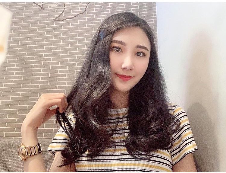 prakritidhawan1's tweet image. 有没有夜🐱，我妈缺个女婿，我爸缺个酒友，我姐缺个妹夫，我弟弟缺个姐夫，我侄子侄女，缺个姑父，你猜我缺啥？