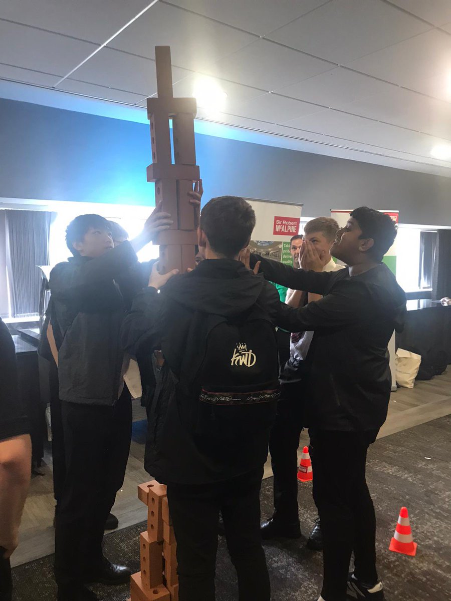 Thornhill Academy tweet media