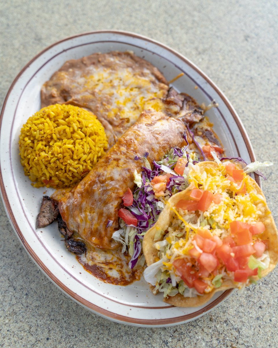 AuntChiladas's tweet photo. No matter what you're craving Aunt Chilada's has something for you!! 😋 Come visit this family-owned Mexican restaurant in Phoenix for a true taste of authentic Arizona Mexican cuisine! 🌮 #AuntChiladas #ComboPlate https://t.co/ysfsrlJRUx