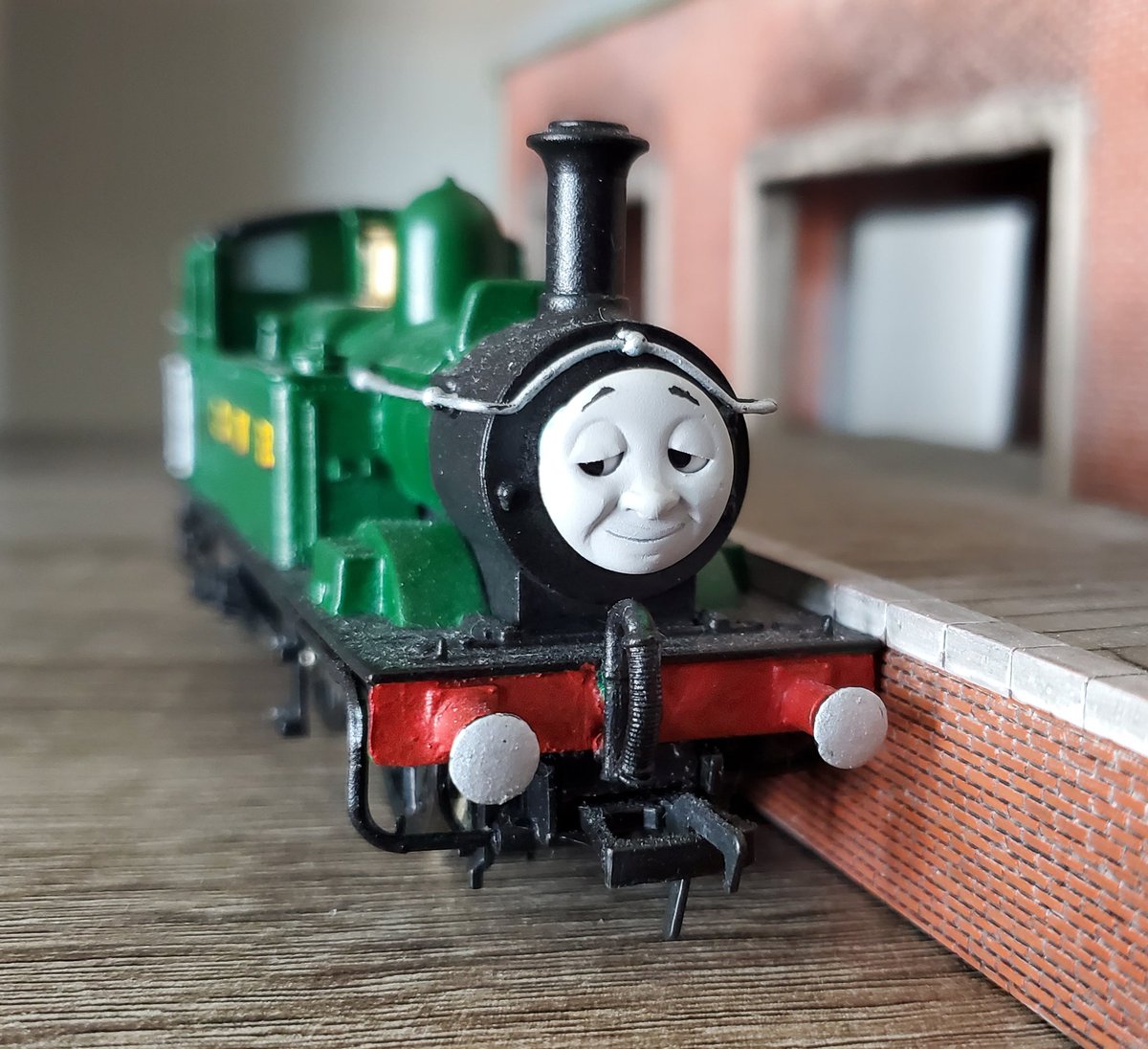 TheSludgeTender's tweet image. &quot;Oliver has resource!&quot; 
&quot;And sagacity!&quot; 

Here is Oliver! My favorite character, modeled in my RWS style! 

#SludgeCon