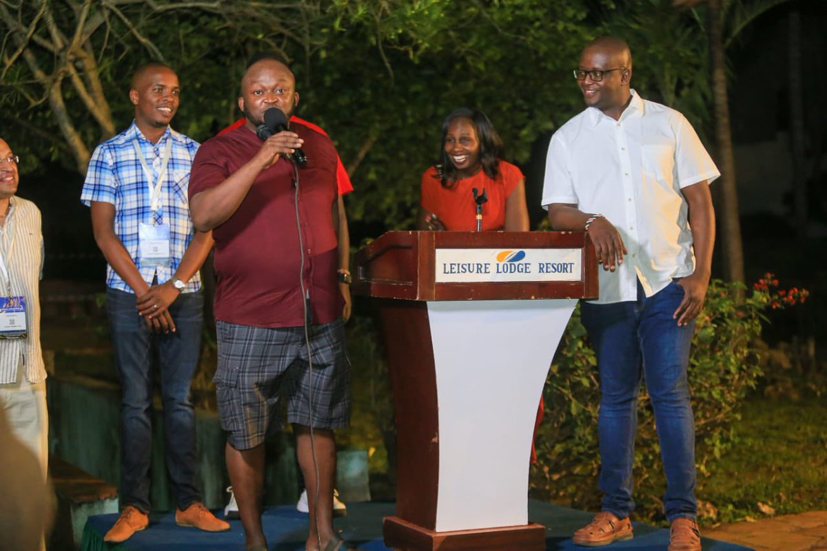 LawSocietyofKe's tweet photo. The LSK Annual Conference Welcome reception #LSKAnnualConference2022
#ElectoralLaws
@FamilyBankKenya @kingdombankenya @EABL_PLC @MediaCouncilK @CA_Kenya @KENYANALLIANCE @LSKSacco @DIBBank_Ke @ODPC_KE @nuclearkenya @CICGroupPLC https://t.co/qEcUal2K7D