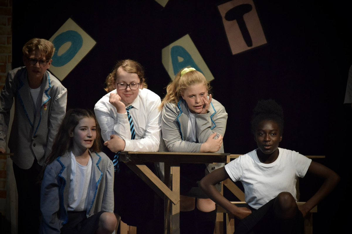MrsHRMcGee's tweet photo. @StewardsAcademy 
@StewardsPA 
Such a wonderful evening watching this talented bunch!! #Matilda https://t.co/HXhZ2nmvrg