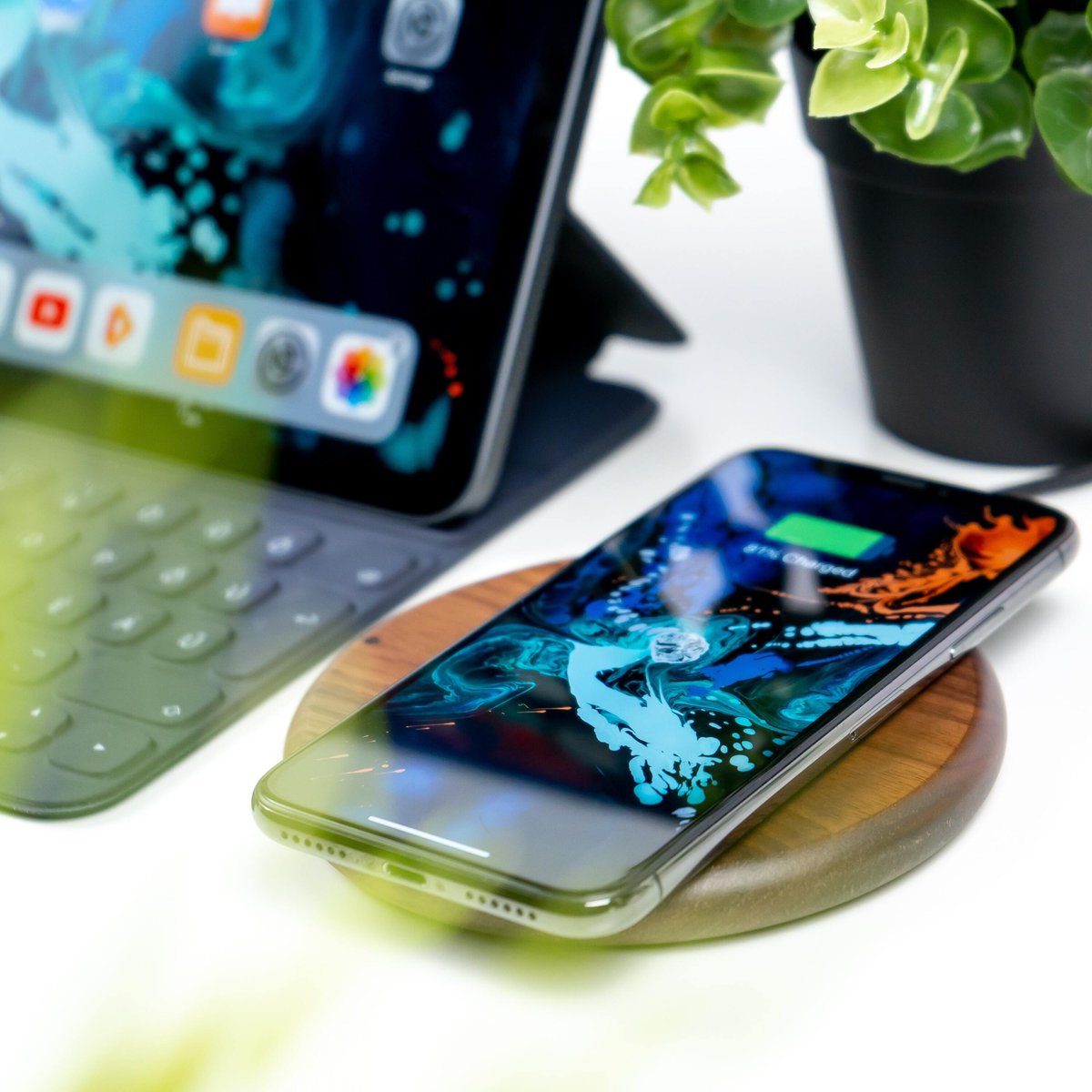 uptechable's tweet image. Who wants the Lighting Charger to change to USB-C charging ports in the iPhone 14? 
We wish for this change so we don&apos;t have to always worry about carrying an extra cable. 😂 

📸: @danielkorpai

#uptechable #iphone #iphone14 #charging #charger #usbc #iphone13 #apple