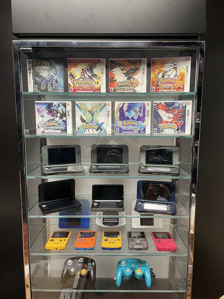 TheGameIsland's tweet photo. New display 🔥🔥🔥 https://t.co/5BIEVTB1Ek