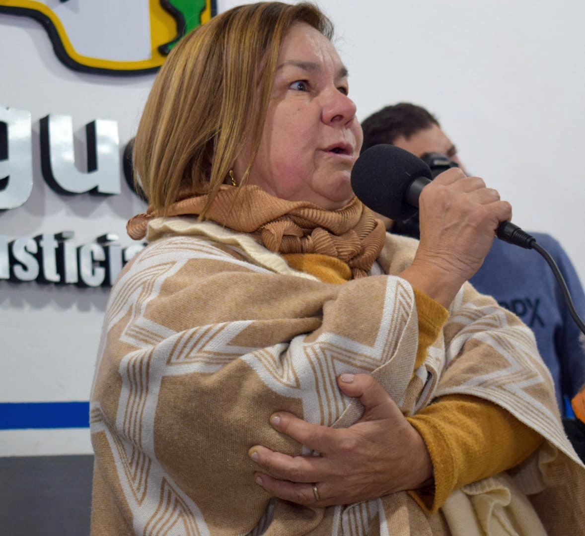 juanjo_castro's tweet image. #Hoy ante un @PJSMiguel colmado de cras y cros de org gremiales, sindicales y docentes, realizamos una conferencia de prensa para poner en conocimiento que la cra @CachaRodriguez asumió como concejal del @FrenteDeTodos y se integra al bloque que preside mi amigo @Srefidanza ➡️