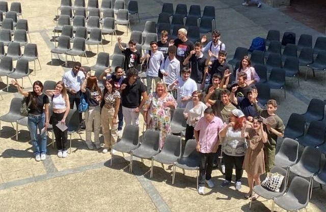 Liceo delle Scienze umane presente al #ColorCampus, con Emma Ferraresi e Letizia Daglia. Brave!
