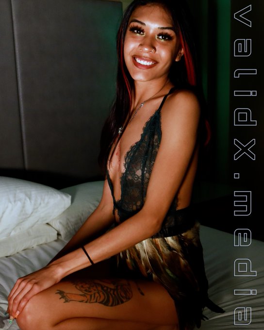 🔥#ReinaHeart🔥 YES  🎥cummin soon onna new&copy;️https://t.co/kTRnchjyyK&trade;️         follaHer ➡️ @Traviesaababyy<a href="/tag/reinaheart"class="tags">#ReinaHeart</a><a href="/tag/lamodel"class="tags"><span>#lamodel</span></a><a href="/tag/yessir"class="tags"><span>#yessir</span></a><a href="/tag/nicephotovinny"class="tags"><span>#nicephotovinny</span></a><a href="/tag/validxmedia"class="tags"><span>#validxmedia</span></a>