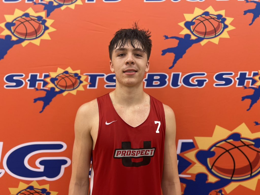 BigShotsGlobal's tweet photo. #BIGSHOTS #MBLive

17u Final

Prospect U 78
#7 Connor Dubsky 29pts
#23 Tyler Mason 11pts

We R 1 62
#10 Darrien Grady 22pts
#8 Jalil Golden 14pts https://t.co/jkI3nsZ5yx