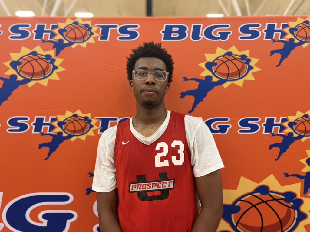 BigShotsGlobal's tweet photo. #BIGSHOTS #MBLive

17u Final

Prospect U 78
#7 Connor Dubsky 29pts
#23 Tyler Mason 11pts

We R 1 62
#10 Darrien Grady 22pts
#8 Jalil Golden 14pts https://t.co/jkI3nsZ5yx