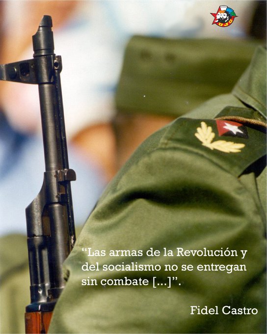 MinfarC's tweet photo. Ley 75, las FAR constituyen la institución militar básica del Estado, que tiene la misión fundamental de combatir al agresor... bajo cualquier circunstancia, hasta alcanzar la victoria. #Cuba las FAR no fallarán.
Ahorra energía es parte del combate.
#CubaPorLaPaz https://t.co/1DJQRPR6j3