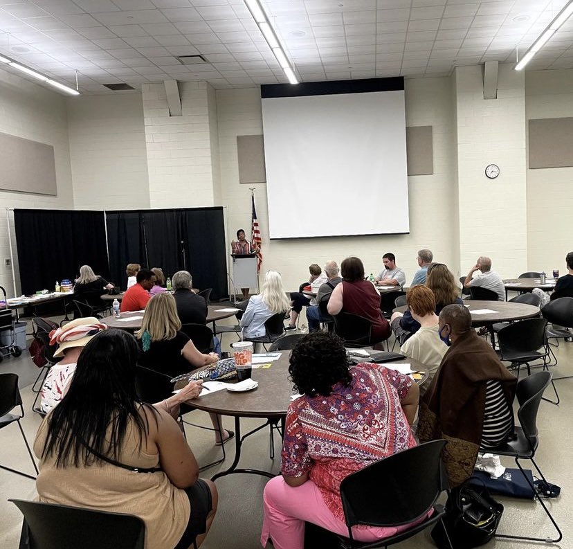 zenaiNdems's tweet photo. Hendricks County Democratic Party (Danville) yesterday for the monthly county meeting. Thanks Cindy for the invite! 

If you want me to attend your event, or want to plan something for me, let's do it! 👇🏽https://t.co/R2kt9EVSyx 

And don’t forget to donate!😁 https://t.co/CyEyaPlztF