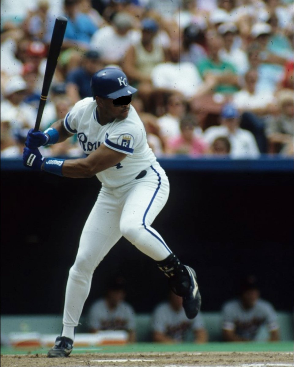 FB_Helmet_Guy tweet media