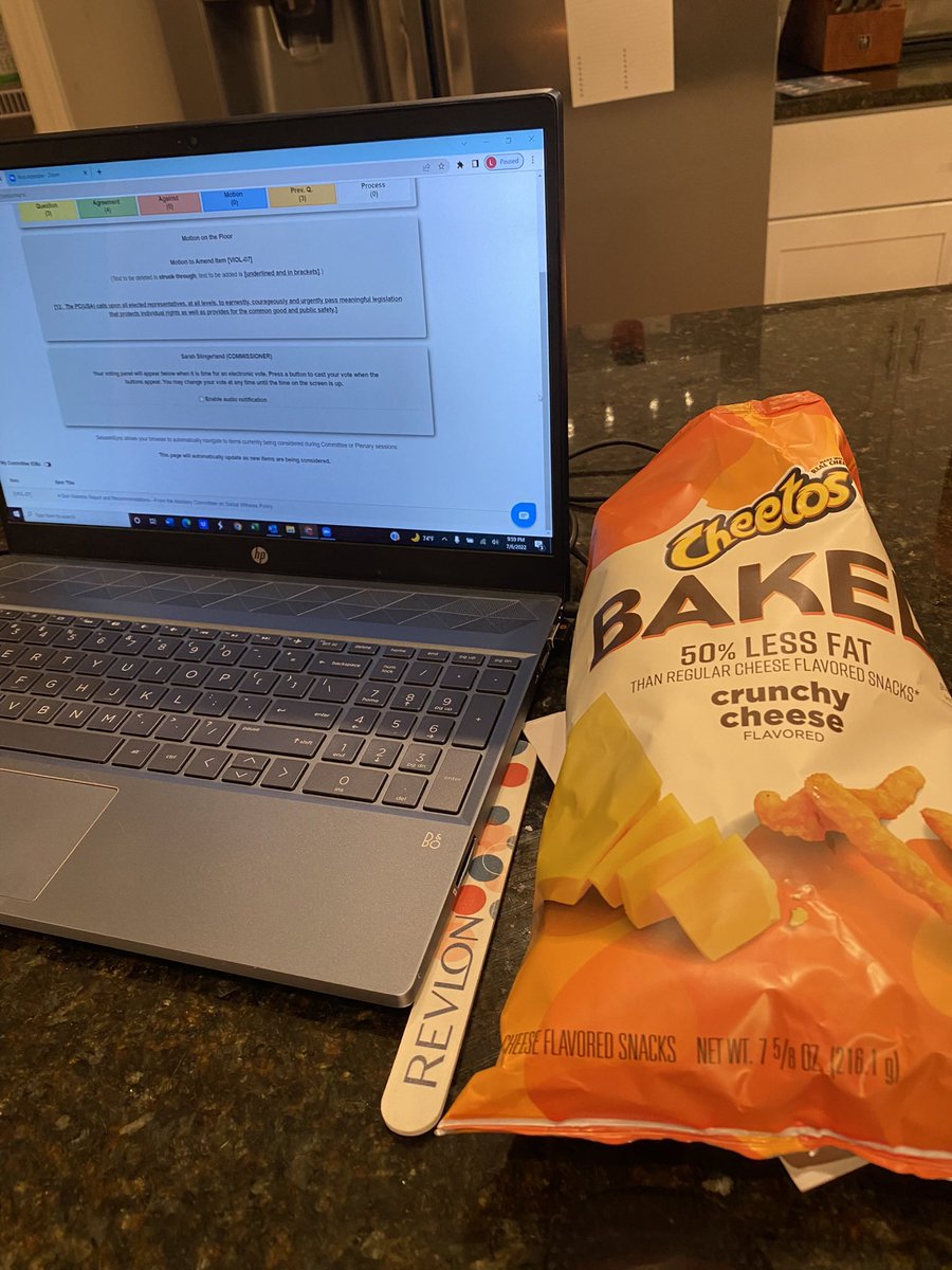 We’ve reached the point in the evening where the snacks are less nutrient dense… #GA225