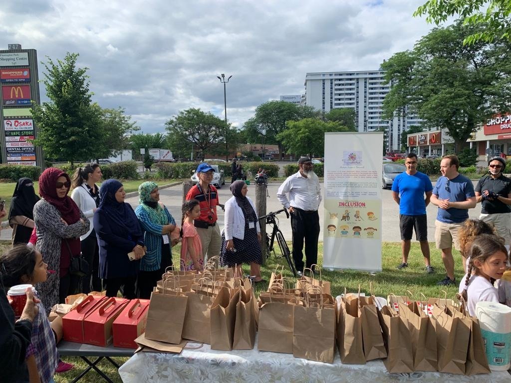 Tonight's Tour de #Thorncliffe in #Flemingdon was a great success!

Thank you to everyone who cycled.  Our community spirit makes our neighbourhood an amazing place in #Toronto!

Register to ride at bit.ly/bikeforcamp:  
Help us raise $10 K for Camp for Kids with Autism!