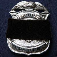 mspmetrodet's tweet image. Blessed are the peacemakers: for they shall be called the children of God. Our hearts are broken that a hero was taken from us today. Our thoughts and prayers go out to the @detroitpolice, the hero’s family and our community.