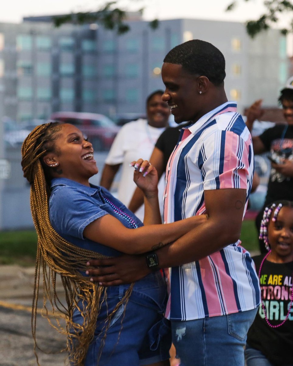 DemetriClark5's tweet photo. We got our baby boy and I’m marrying his georgous mother 💙👶🏽💍 Thank you God for all of these beautiful blessings I promise to protect, provide, and love them with everything in me.
#itsaboy #shesaidyes #ohanameansfamily Thread Below https://t.co/qFi7adnAvf