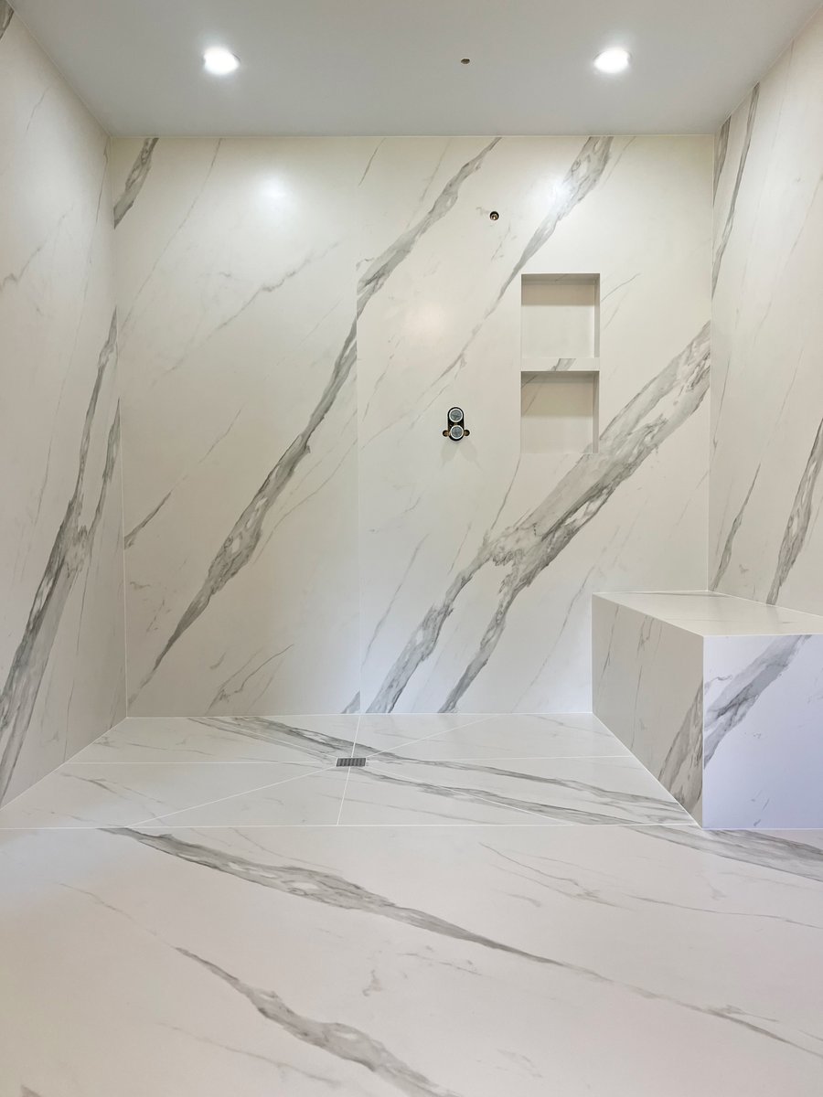 CocoTile's tweet image. Dekton Opera Barrier-Free (Curbless) Shower with Bench - part 1 #cocotile